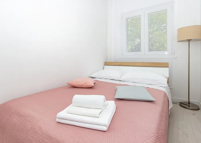 Apartments Luka